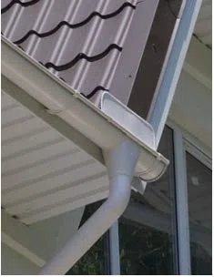 Prallblech "verzinkt" von Roofart (Gerade für 6 tlg Rinne)