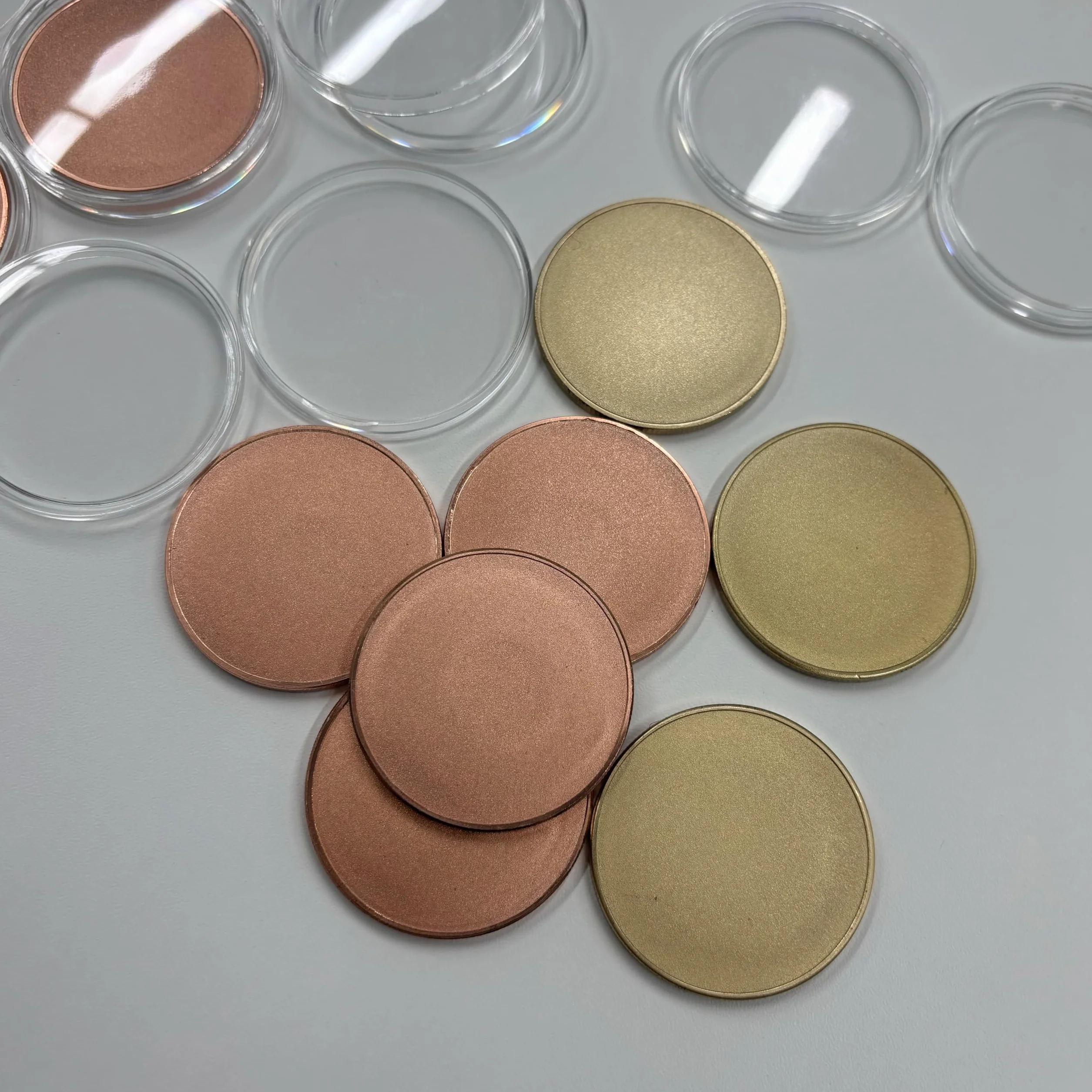 Commarker 20 Stück Messing-Rohling-Challenge-Münzen, 40-mm-Gravurrohlinge mit Gewindekante, Münzen, DIY-Handwerk, Gravur, Reisen, Zubehör, Material für Faserlaser-Gravurmaschine (3mm Brass)