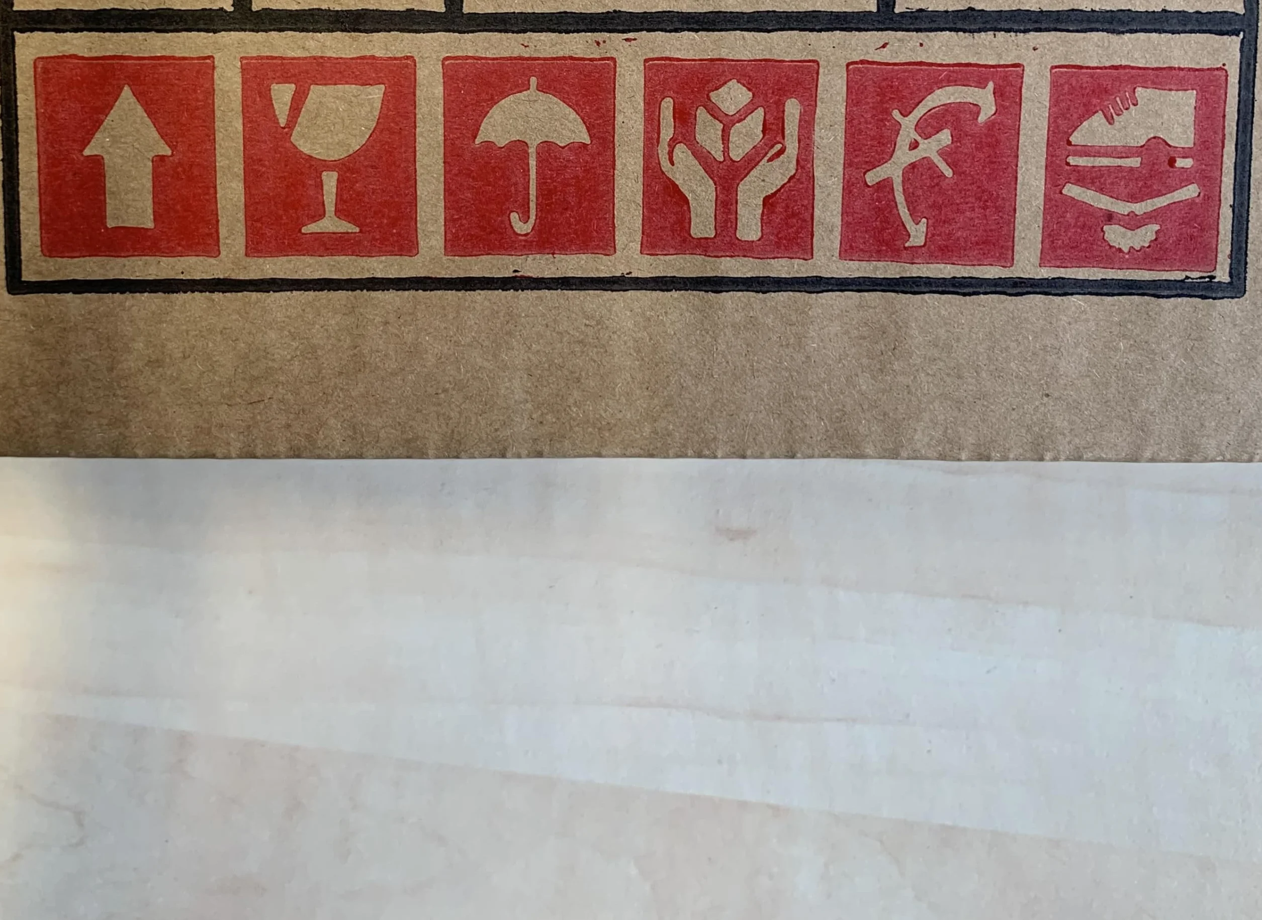 Euro Tische Glasplatte für Kaminofen und Tischplatte in 60cm Facettenschliff, Schutzplatte mit 6mm ESG Sicherheitsglas, Funkenschutzplatte, Glasboden für Kamin (Klarglas)