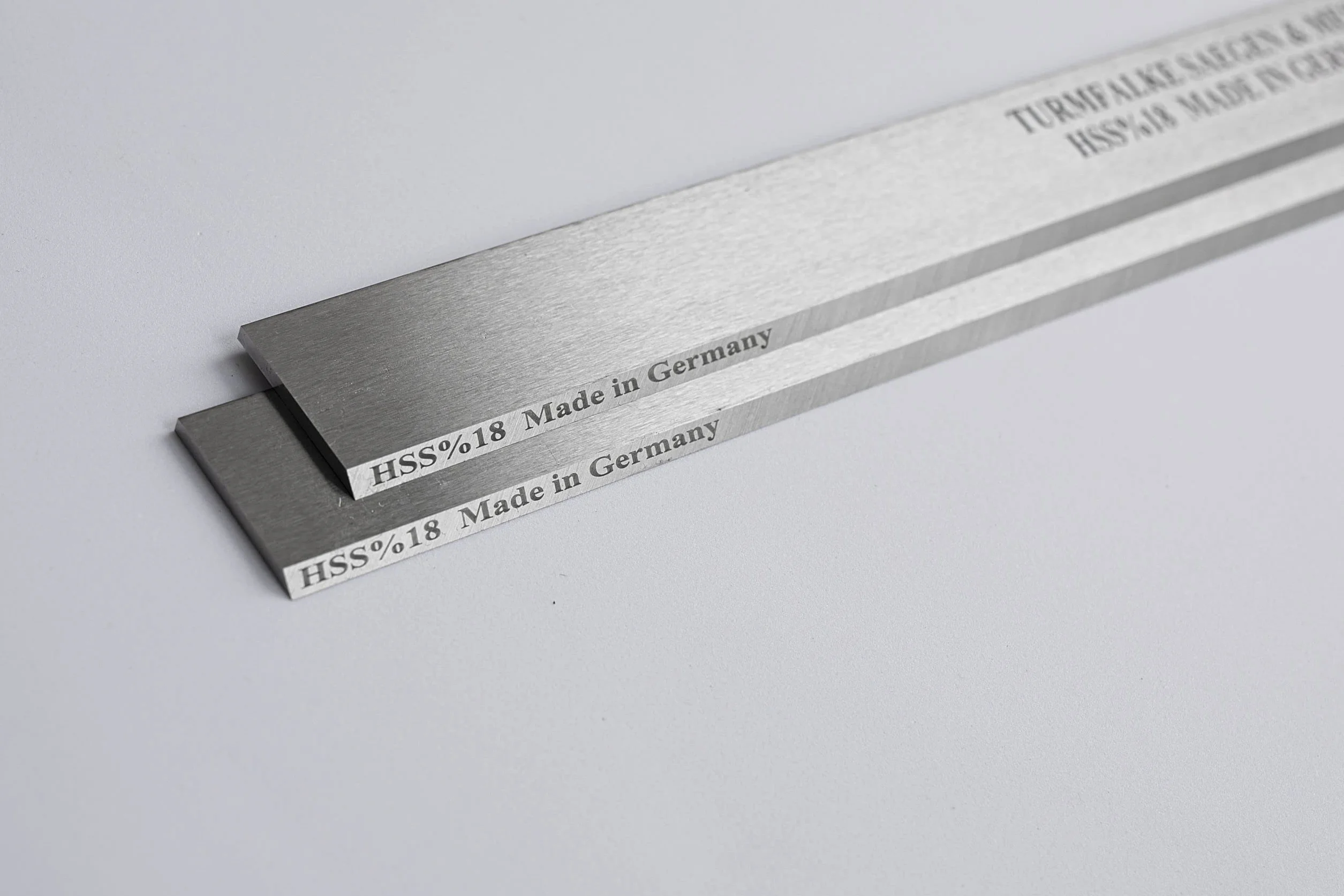 2 Stück Hobelmesser 600 x 30 x 3 HSS%18 Streifenhobelmesser