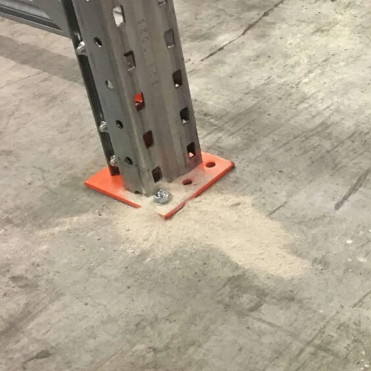 SCREW REBEL Bolzenanker M6x60mm – 200 Stück - Schwerlastanker für ungerissenen Beton – ETA-Zulassung Option 7 - SW10 - Keilanker Ankerbolzen Schwerlastdübel Industriequalität verzinkt