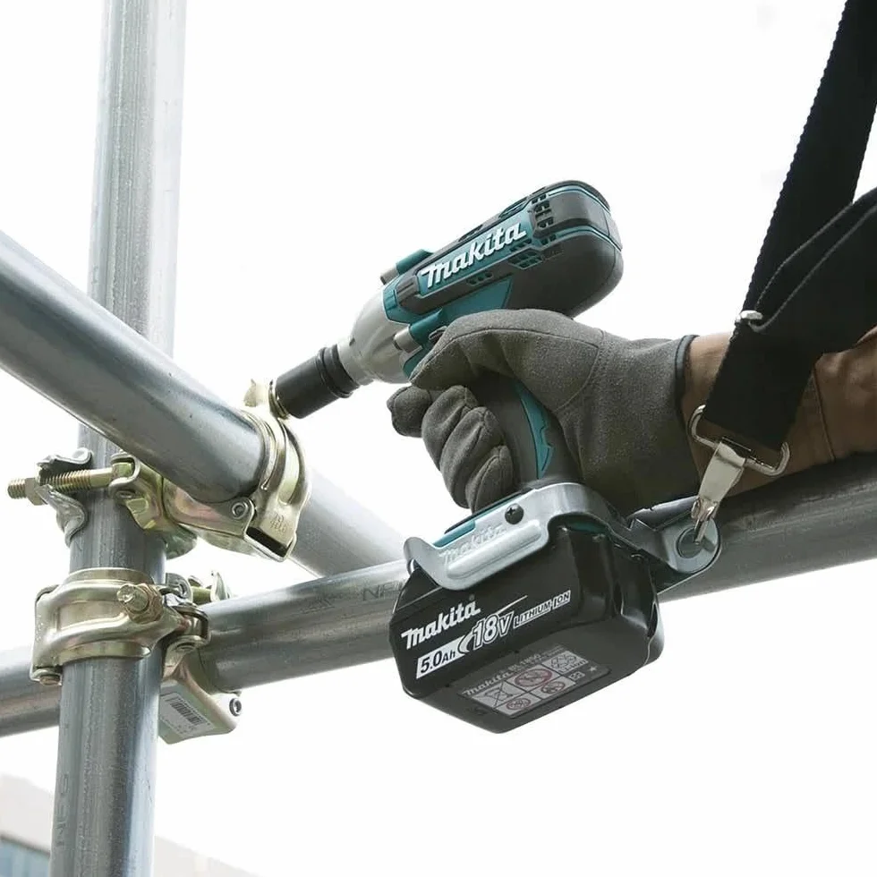 Makita DTW190Z Schlagschrauber, 190 Nm, 18 V, Small, Blau/Schwarz