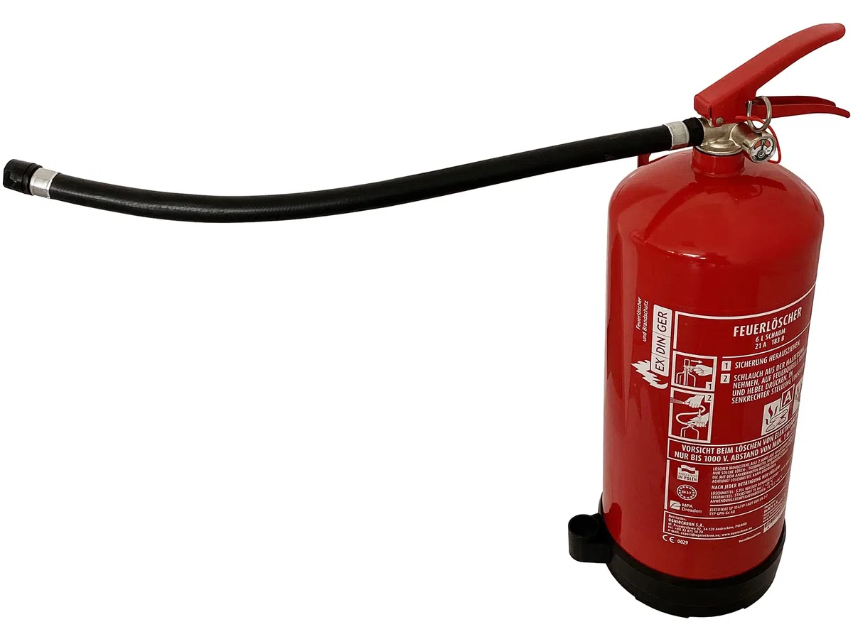 Set AB 6l Schaum-Feuerlöscher 6 LE Manometer Halterung + Symbolschild Feuerlöscher ISO 7010 (Dauerdrucklöscher GPN-6X)